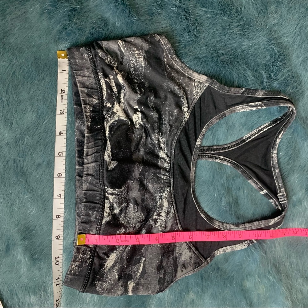 Reebok sport bra size medium gray black